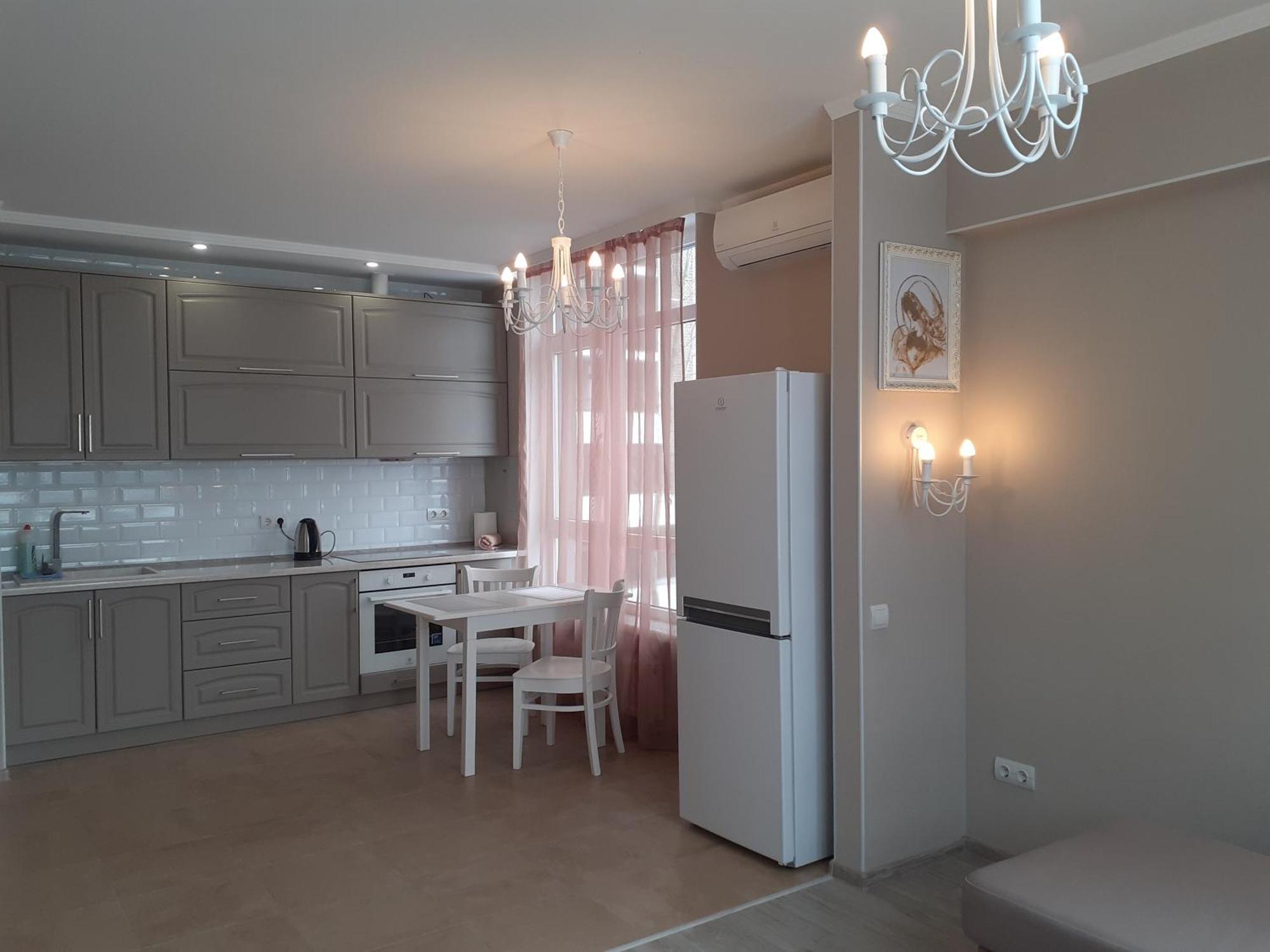Apartment двокімнатна , троєщина, район 2, тц район *